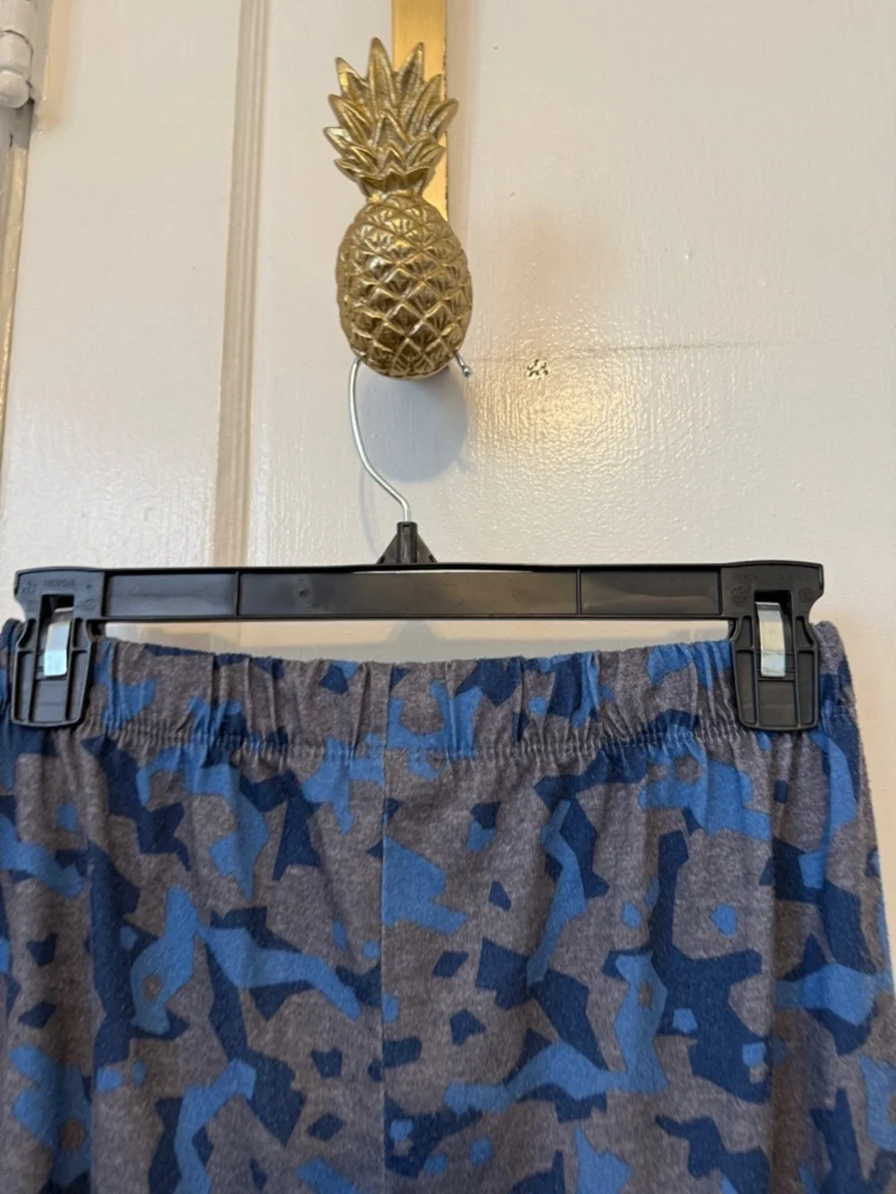 Eddie Bauer Blue and Gray Camouflage Lounge Pants youth L